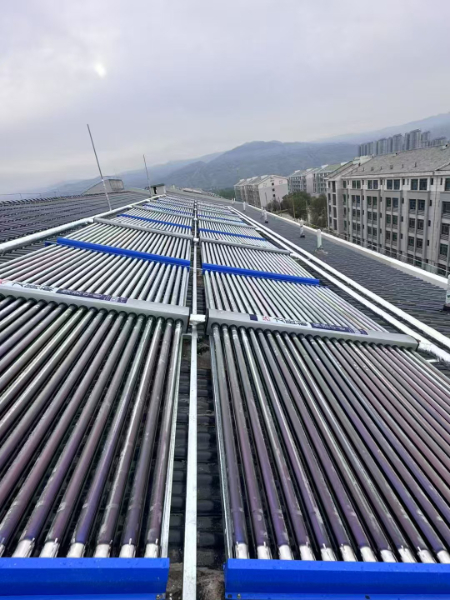 青海師范大學太陽能熱水系統(tǒng)
